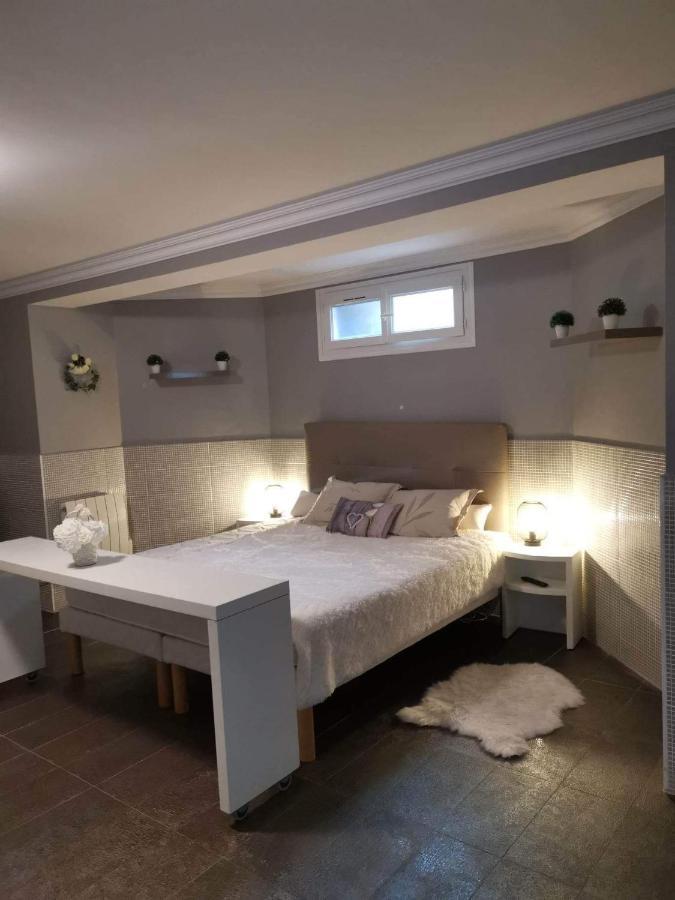 Suite Jacuzzi Au Calme Domont Exterior foto