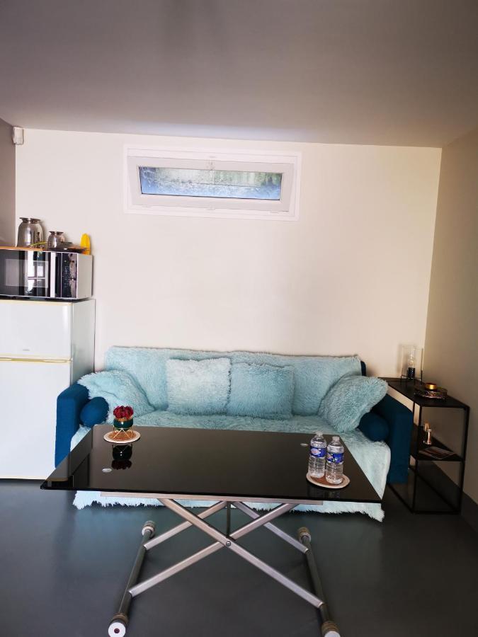 Suite Jacuzzi Au Calme Domont Exterior foto
